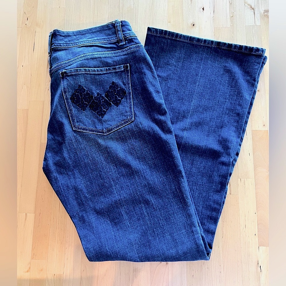 WHBM Blanc Flare Leg Jeans